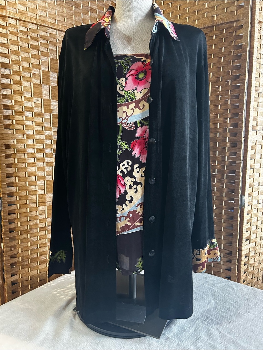 Vikki Vi Plus Size 1X 2 Piece Floral Tank Black Jacket Artwear Set